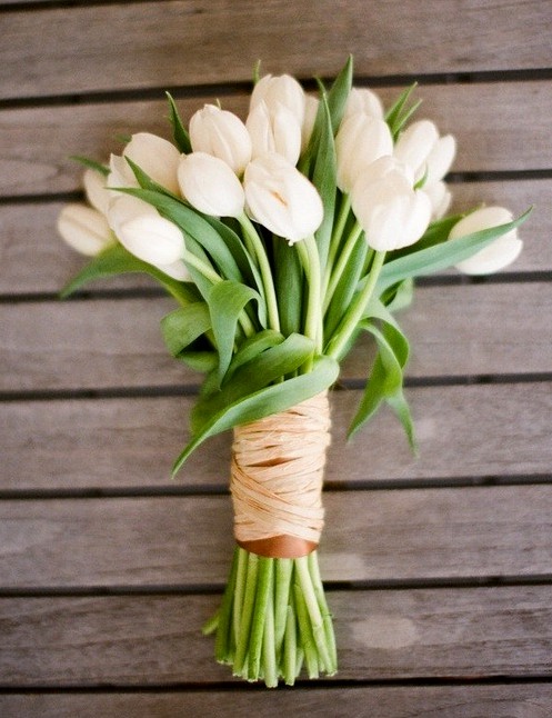 тюльпаны свадебный букет